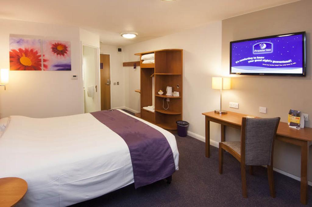 Premier Inn Kendal Central מראה חיצוני תמונה