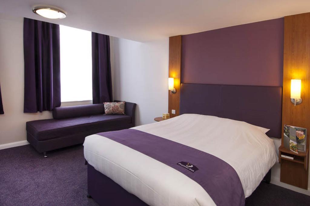 Premier Inn Kendal Central מראה חיצוני תמונה