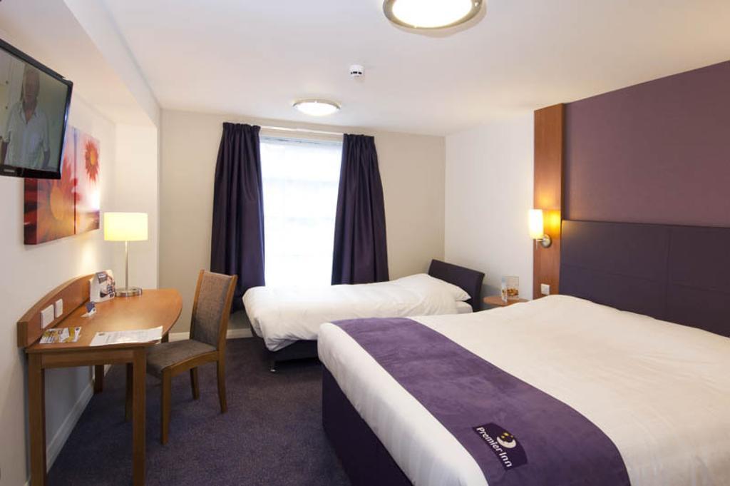 Premier Inn Kendal Central מראה חיצוני תמונה