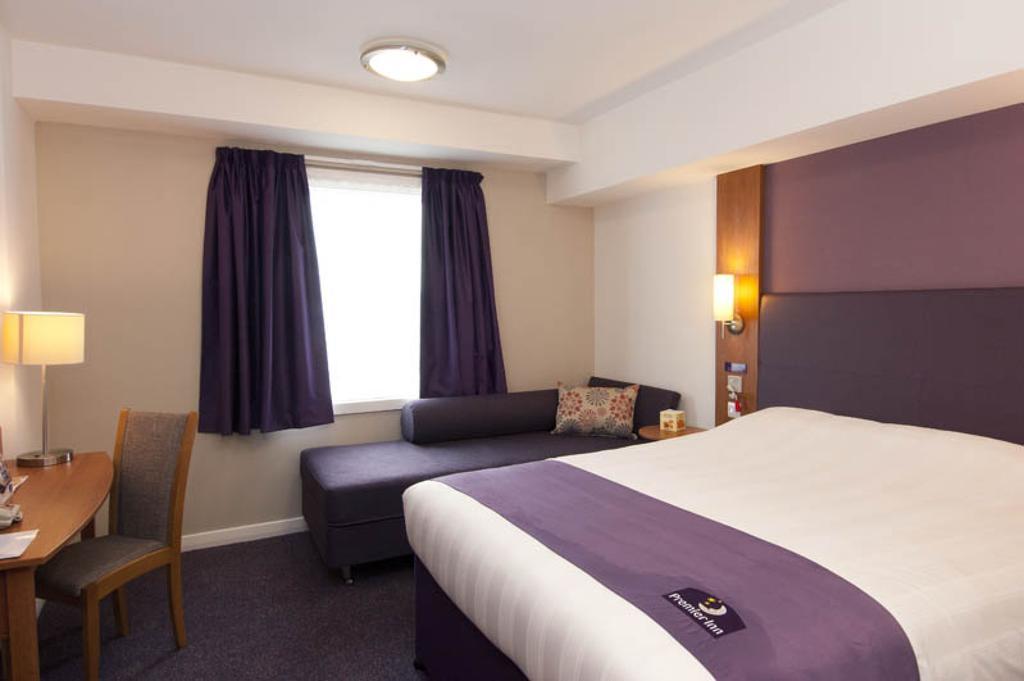 Premier Inn Kendal Central מראה חיצוני תמונה