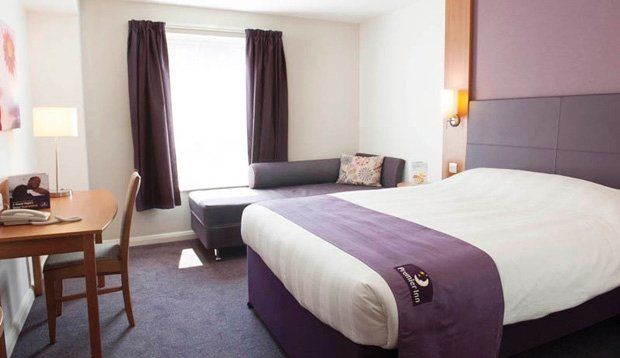 Premier Inn Kendal Central מראה חיצוני תמונה